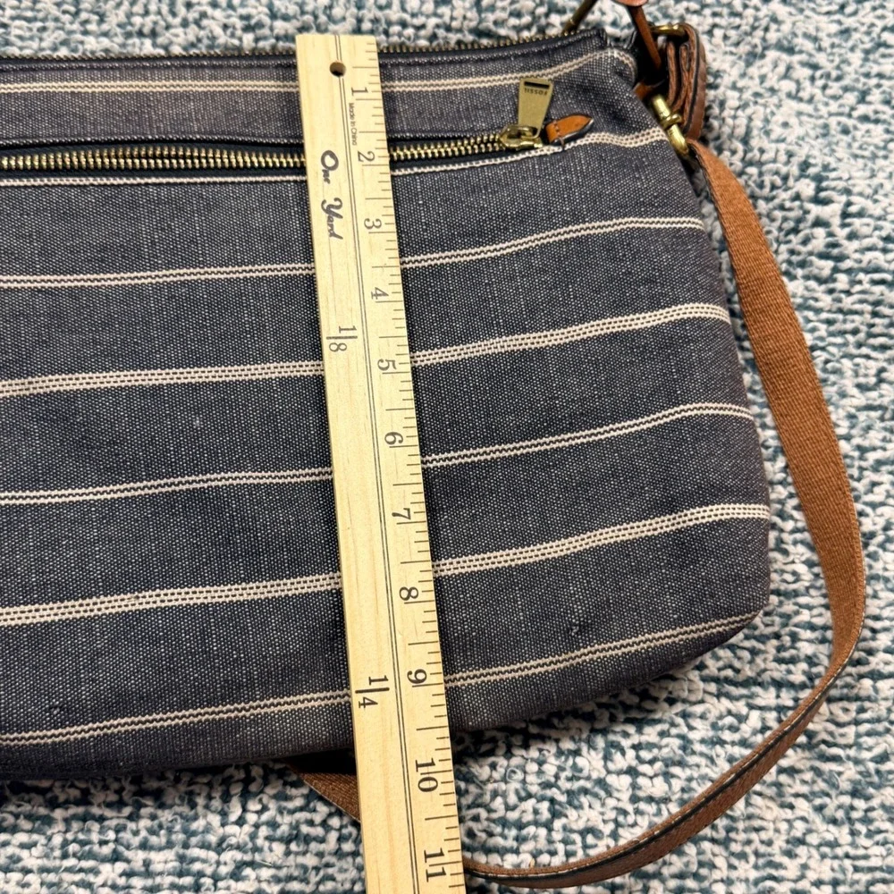 Fossil crossbody bag